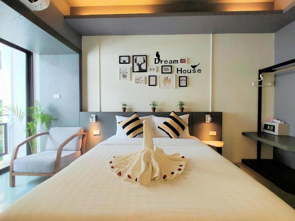 Silom Studios Μπανγκόκ Εξωτερικό φωτογραφία
