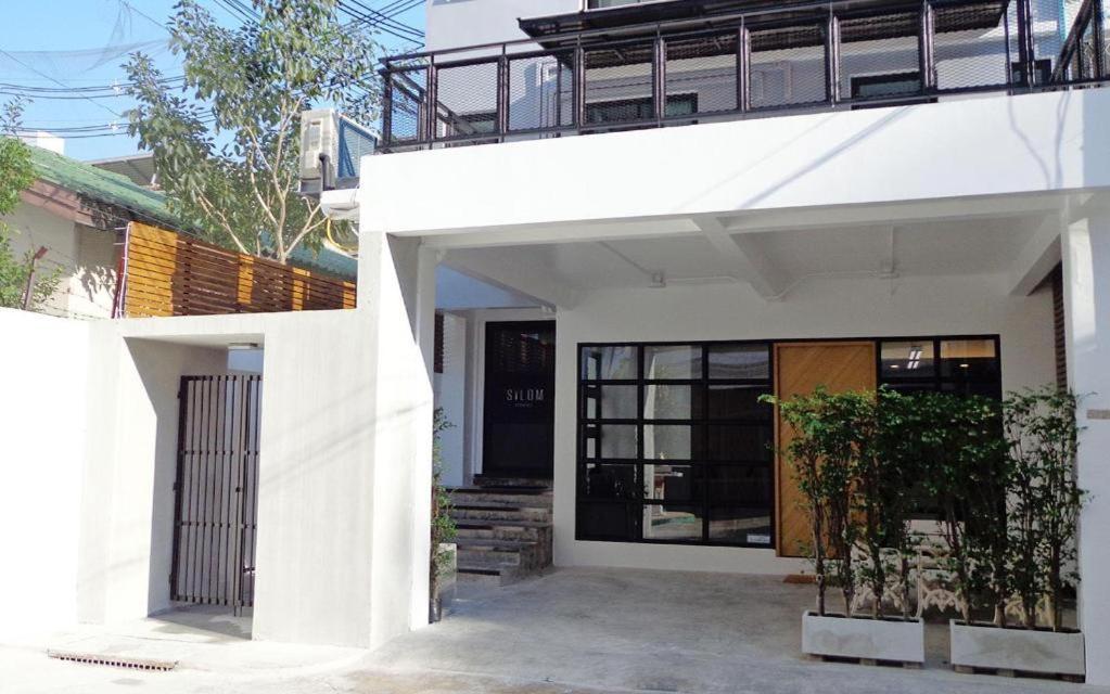Silom Studios Μπανγκόκ Εξωτερικό φωτογραφία