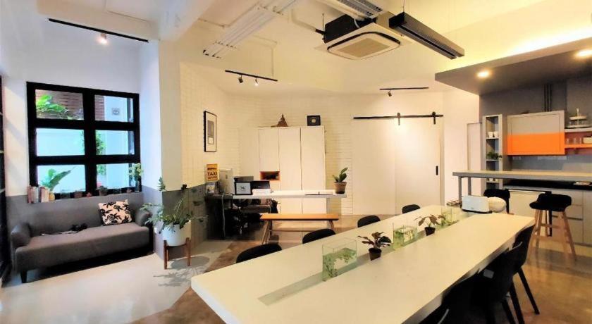 Silom Studios Μπανγκόκ Εξωτερικό φωτογραφία